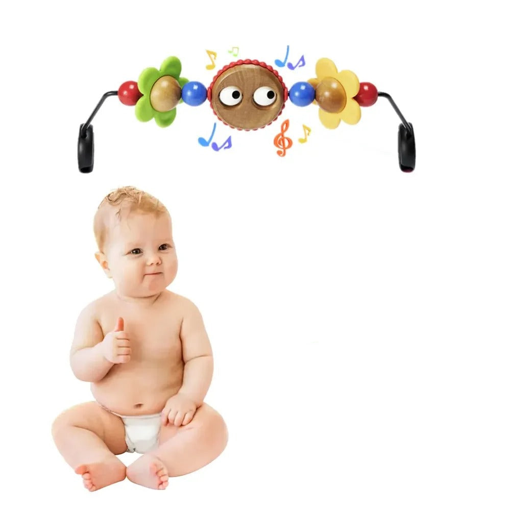 צעצוע תלוי על כיסא – זמן משחק בכל מקום