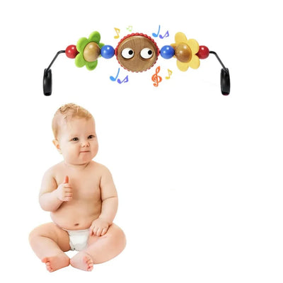 צעצוע תלוי על כיסא – זמן משחק בכל מקום